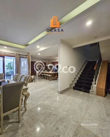 Dijual Rumah Luas Elegan Dengan View Cantik di Pondok Indah, Jakarta Selatan Dijual Rumah Luas Elegan Dengan View Cantik di Pondok Indah, Jakarta Selatan