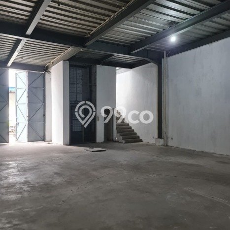 Unit Gudang Disewakan di Pantai Indah Kapuk di Area Ramai & Strategis Unit Gudang Disewakan di Pantai Indah Kapuk di Area Ramai & Strategis