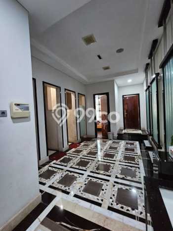 Rumah Elit Modern Siap Huni di Pantai Indah Kapuk Jakarta Utara Rumah Elit Modern Siap Huni di Pantai Indah Kapuk Jakarta Utara