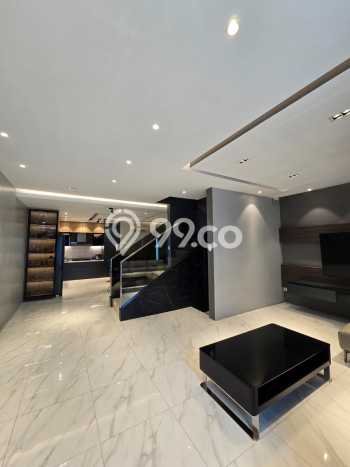 Rumah Berkualitas LT 90m² / LB 132m² di Lokasi Strategis Muara Karang, Jakarta Utara Rumah Berkualitas LT 90m² / LB 132m² di Lokasi Strategis Muara Karang, Jakarta Utara