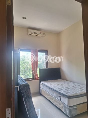 Disewakan Cepat Rumah Kondisi Bagus di Kawasan Colomadu, Solo Disewakan Cepat Rumah Kondisi Bagus di Kawasan Colomadu, Solo