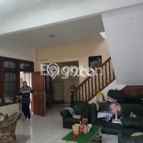 Rumah Modern Minimalis 4 Kamar Bisa Langsung Pindah di Solo Baru Rumah Modern Minimalis 4 Kamar Bisa Langsung Pindah di Solo Baru