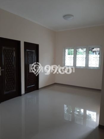 For Sale Rumah 3 Kamar Lokasi Ideal Bagus dan Strategis di Penularan For Sale Rumah 3 Kamar Lokasi Ideal Bagus dan Strategis di Penularan
