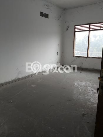 Ruko Disewakan Lokasi Kartosuro Solo Harga Spesial! Ruko Disewakan Lokasi Kartosuro Solo Harga Spesial!