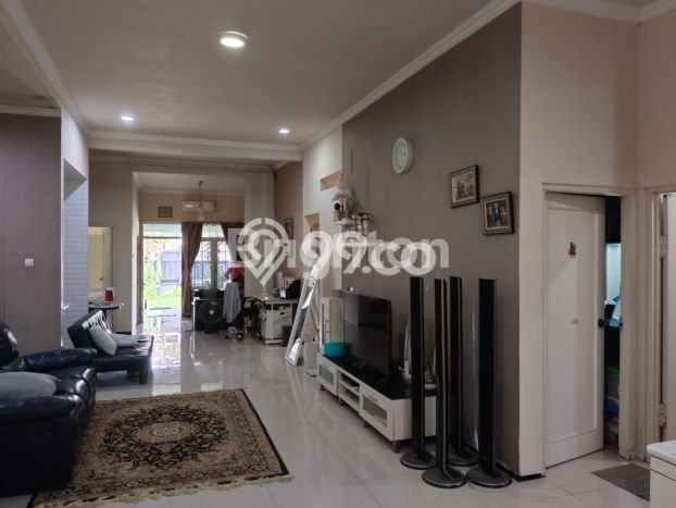 For Sale Rumah Mewah Exclusive di Slamet Riyadi, Solo For Sale Rumah Mewah Exclusive di Slamet Riyadi, Solo