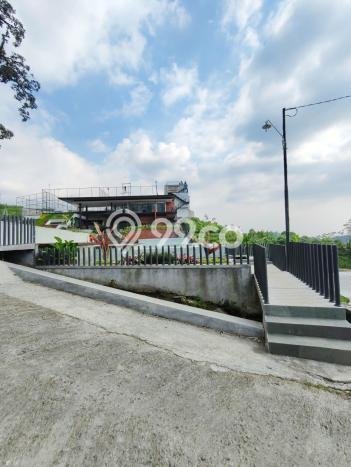 Vila Potensial Kawasan Tawangmangu, Luas 345m2m², Dekat ke Tawangmangu, Karanganyar, Karanganyar Vila Potensial Kawasan Tawangmangu, Luas 345m2m², Dekat ke Tawangmangu, Karanganyar, Karanganyar