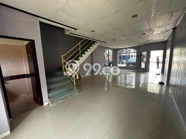 Ruko Dijual di Surabaya LT 105m2 & LB 105m2 Lokasi Terbaik! Ruko Dijual di Surabaya LT 105m2 & LB 105m2 Lokasi Terbaik!