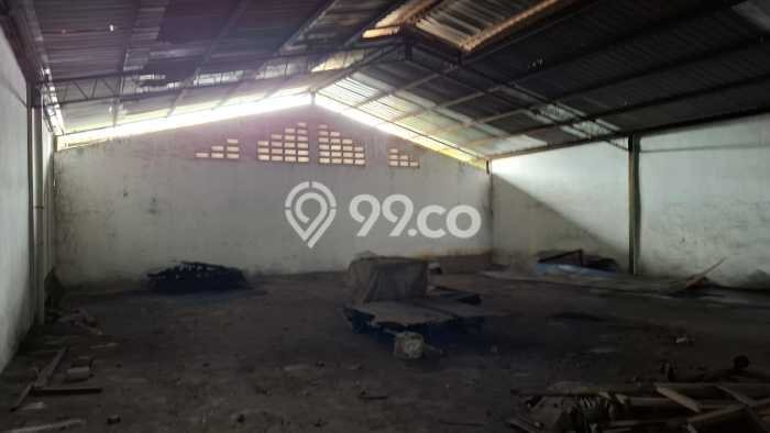 Lokasi Strategis! Dijual Gudang Bisnis di Cengkareng, Jakarta Barat Kondisi Baik Lokasi Strategis! Dijual Gudang Bisnis di Cengkareng, Jakarta Barat Kondisi Baik