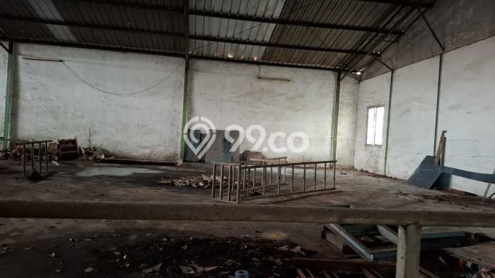 Lokasi Strategis! Dijual Gudang Bisnis di Cengkareng, Jakarta Barat Kondisi Baik Lokasi Strategis! Dijual Gudang Bisnis di Cengkareng, Jakarta Barat Kondisi Baik