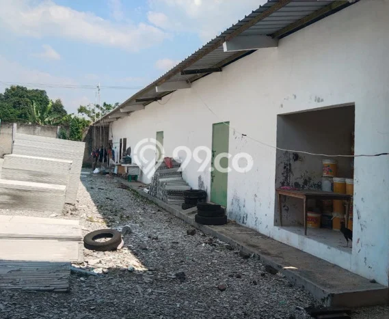 Gudang Dijual di Cirebon LT 2171m2 & LB 500m2 Lokasi Terbaik! Gudang Dijual di Cirebon LT 2171m2 & LB 500m2 Lokasi Terbaik!
