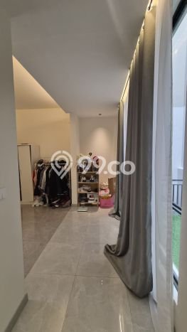 Rumah Mewah LB 210m2 Siap Pakai Desain Elegan di Jakarta Garden City, Jakarta Timur Rumah Mewah LB 210m2 Siap Pakai Desain Elegan di Jakarta Garden City, Jakarta Timur
