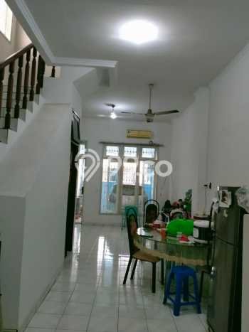 Rumah Luas Asri 4 KT Siap Huni di Jembatan Lima Jakarta Barat Rumah Luas Asri 4 KT Siap Huni di Jembatan Lima Jakarta Barat