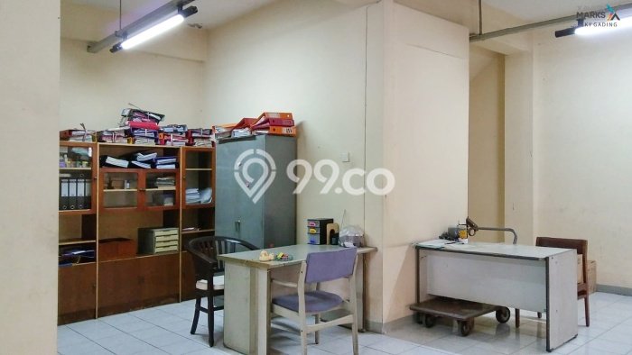 Rumah Mewah Dijual LT 279m2 di Senen, Jakarta Pusat Rumah Mewah Dijual LT 279m2 di Senen, Jakarta Pusat