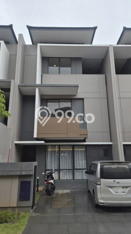 Rumah Mewah LB 210m2 Siap Pakai Desain Elegan di Jakarta Garden City, Jakarta Timur Rumah Mewah LB 210m2 Siap Pakai Desain Elegan di Jakarta Garden City, Jakarta Timur
