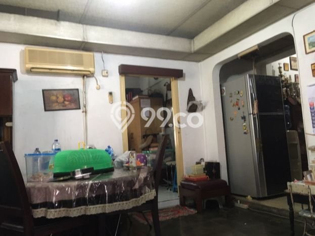 For Sale Rumah 5 Kamar Lokasi Strategis Nyaman dan Strategis di Kramat Jati For Sale Rumah 5 Kamar Lokasi Strategis Nyaman dan Strategis di Kramat Jati