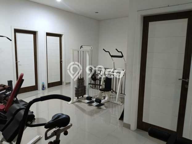 Siap Huni Rumah Mewah 7 Kamar di Duren Sawit Dekat ke Mana Pun Siap Huni Rumah Mewah 7 Kamar di Duren Sawit Dekat ke Mana Pun