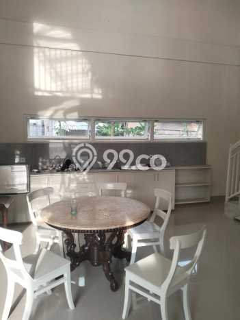Vila di Denpasar Utara, Area 305m2m², Dekat ke Fasilitas Umum Vila di Denpasar Utara, Area 305m2m², Dekat ke Fasilitas Umum