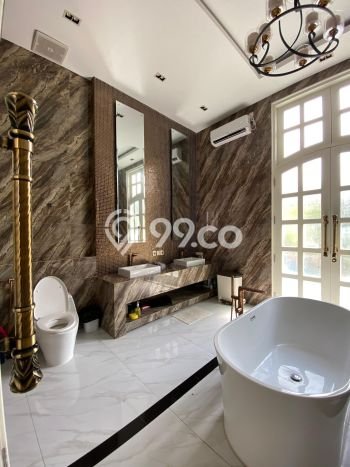 LOKASI TERBAIK! Vila di , Luas 425m2m², Lokasi Strategis dengan akses mudah LOKASI TERBAIK! Vila di , Luas 425m2m², Lokasi Strategis dengan akses mudah