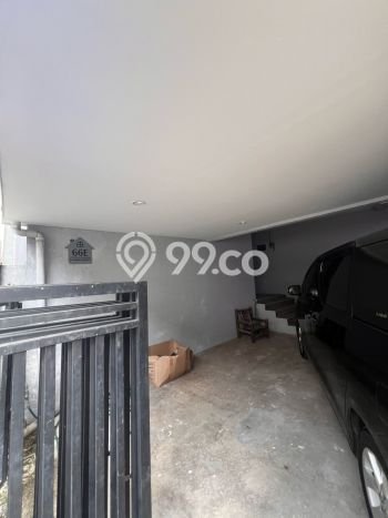 Rumah Luxury Modern Tanpa Renovasi di Pejaten Jakarta Selatan Rumah Luxury Modern Tanpa Renovasi di Pejaten Jakarta Selatan