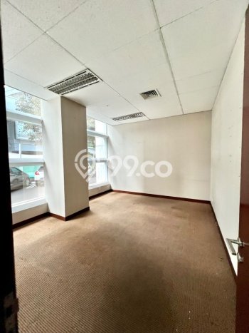 Kantor untuk Disewa di Pusat Jakarta Selatan Luas Bangunan 70m2 Kantor untuk Disewa di Pusat Jakarta Selatan Luas Bangunan 70m2