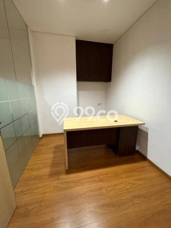 Unit Kantor disewakan di Kebayoran Baru Jakarta Selatan dengan LT 300m2 / LB 300m2 Unit Kantor disewakan di Kebayoran Baru Jakarta Selatan dengan LT 300m2 / LB 300m2