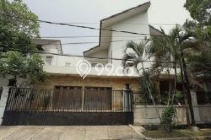 Jual Cepat Hunian Elegan Klasik di Jakarta Selatan Jual Cepat Hunian Elegan Klasik di Jakarta Selatan