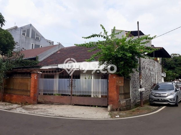 Rumah Luxury Modern Siap Huni di Bendungan Hilir Jakarta Pusat Rumah Luxury Modern Siap Huni di Bendungan Hilir Jakarta Pusat