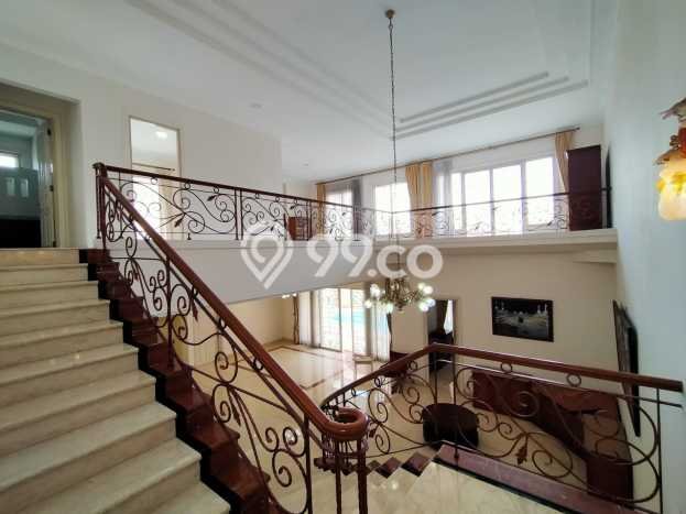 Rumah Mewah Siap Huni LT 455m2 di Cipayung, Jakarta Timur Rumah Mewah Siap Huni LT 455m2 di Cipayung, Jakarta Timur