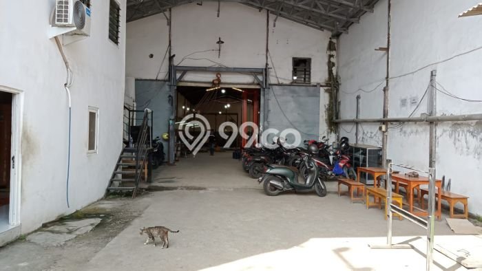 Gudang Dijual di Surabaya LT 500m2 & LB 360m2 Lokasi Terbaik! Gudang Dijual di Surabaya LT 500m2 & LB 360m2 Lokasi Terbaik!