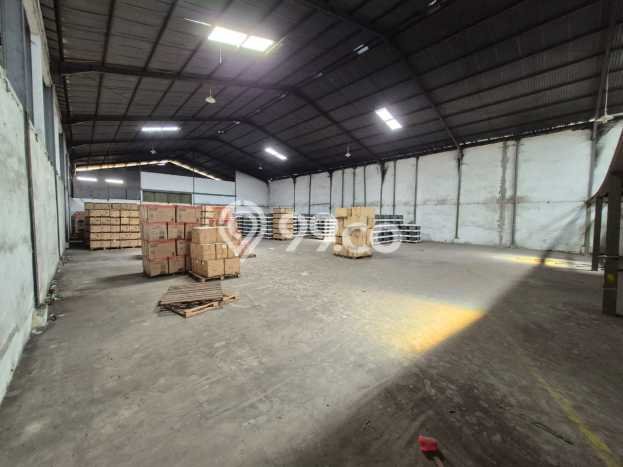 Area Ramai! Gudang Dijual di Benowo untuk Bisnis Luas Bangunan 944m2 Area Ramai! Gudang Dijual di Benowo untuk Bisnis Luas Bangunan 944m2