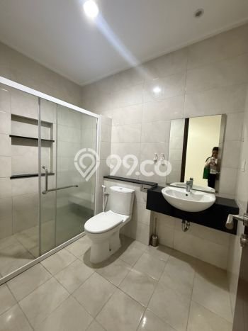 Rumah Luxury Modern Tanpa Renovasi di Pantai Indah Kapuk Jakarta Utara Rumah Luxury Modern Tanpa Renovasi di Pantai Indah Kapuk Jakarta Utara