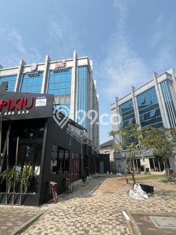 Ruko Strategis di Pantai Indah Kapuk, Luas 360m², Pusat Niaga Ruko Strategis di Pantai Indah Kapuk, Luas 360m², Pusat Niaga