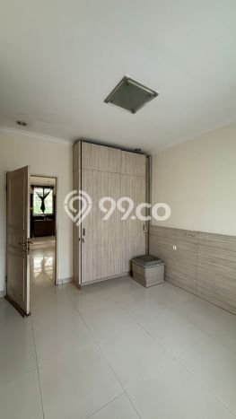 Disewakan! Rumah 4 Kamar Tidur &
3 Kamar Mandi di Pantai Indah Kapuk, Jakarta Utara Disewakan! Rumah 4 Kamar Tidur &
3 Kamar Mandi di Pantai Indah Kapuk, Jakarta Utara