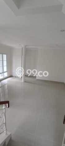 Rumah Luxury Modern Tanpa Renovasi di Gading Serpong Tangerang Rumah Luxury Modern Tanpa Renovasi di Gading Serpong Tangerang
