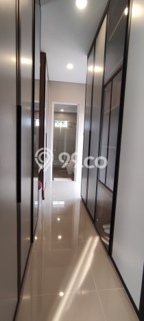 Hunian Elit LB 217m2 Siap Pakai Desain Elegan di Gading Serpong, Tangerang Hunian Elit LB 217m2 Siap Pakai Desain Elegan di Gading Serpong, Tangerang