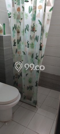 Disewakan! Rumah 3 Kamar Tidur &
2 Kamar Mandi di BSD City, Tangerang Disewakan! Rumah 3 Kamar Tidur &
2 Kamar Mandi di BSD City, Tangerang