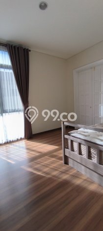 Disewakan! Rumah 5 Kamar Tidur &
4 Kamar Mandi di BSD City, Tangerang Disewakan! Rumah 5 Kamar Tidur &
4 Kamar Mandi di BSD City, Tangerang