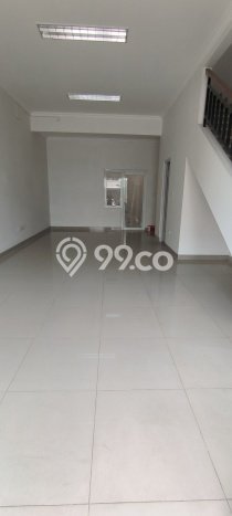 Unit Ruko Disewakan di Gading Serpong di Area Ramai & Strategis Unit Ruko Disewakan di Gading Serpong di Area Ramai & Strategis