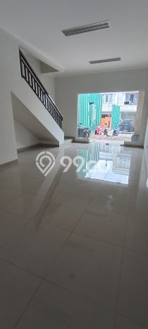 Unit Ruko Disewakan di Gading Serpong di Area Ramai & Strategis Unit Ruko Disewakan di Gading Serpong di Area Ramai & Strategis
