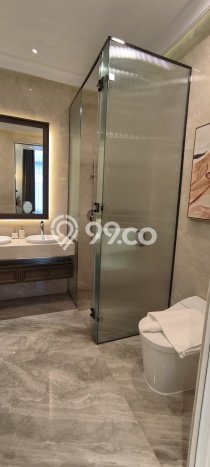 Ready to Use! Luxury House LT 200m2 Desain Elegan di Gading Serpong Ready to Use! Luxury House LT 200m2 Desain Elegan di Gading Serpong
