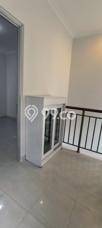 Rumah Sewa Tangerang LT 84m2 LB 80m2 Area Gading Serpong Rumah Sewa Tangerang LT 84m2 LB 80m2 Area Gading Serpong