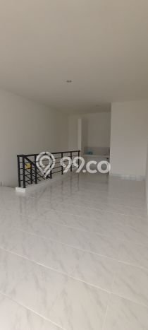 Ruko Disewakan Kawasan , Luas 70m2m², Area Strategis Ruko Disewakan Kawasan , Luas 70m2m², Area Strategis