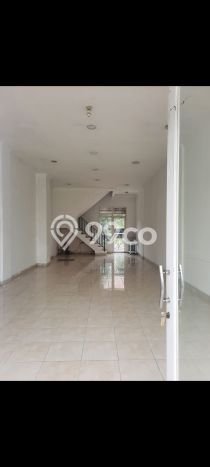 Disewakan Ruko di , Luas 195m2m², Area Premium, Ready Pakai Disewakan Ruko di , Luas 195m2m², Area Premium, Ready Pakai