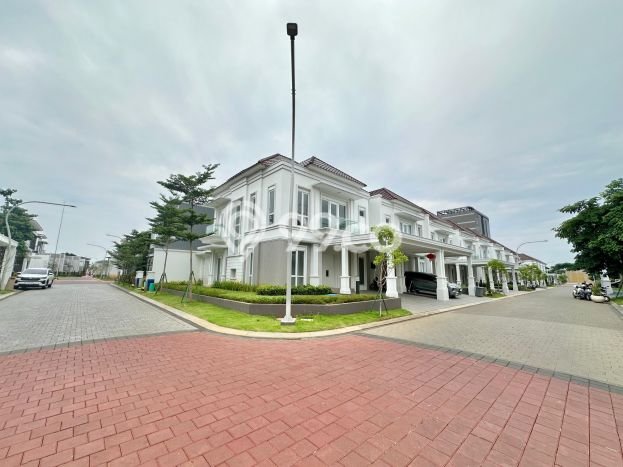 Rumah Luxury Modern Tanpa Renovasi di Gading Serpong Tangerang Rumah Luxury Modern Tanpa Renovasi di Gading Serpong Tangerang