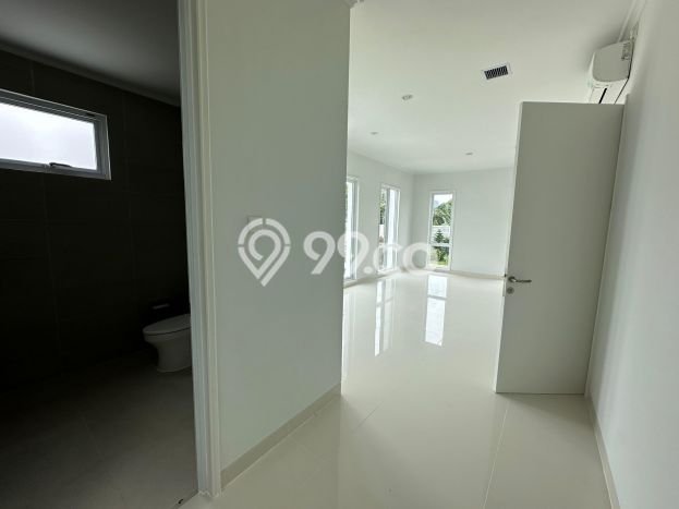 Rumah Luxury Modern Tanpa Renovasi di Gading Serpong Tangerang Rumah Luxury Modern Tanpa Renovasi di Gading Serpong Tangerang