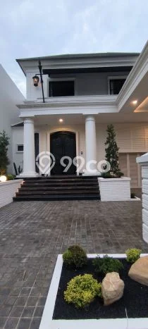 Disewakan Rumah Strategis LT 450m2 / LB 600m2 di BSD De Park, Tangerang Disewakan Rumah Strategis LT 450m2 / LB 600m2 di BSD De Park, Tangerang