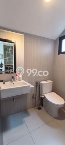 Rumah Elit Modern Siap Huni di BSD City Tangerang Rumah Elit Modern Siap Huni di BSD City Tangerang