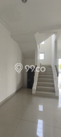 Ready to Use! Premium House LT 239m2 Desain Elegan di Gading Serpong Ready to Use! Premium House LT 239m2 Desain Elegan di Gading Serpong