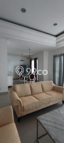 Disewakan Rumah Murah di BSD City Tangerang dengan 4 KT Disewakan Rumah Murah di BSD City Tangerang dengan 4 KT
