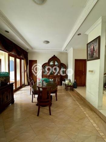 Rumah Luxury Modern Tanpa Renovasi di Ampera Jakarta Selatan Rumah Luxury Modern Tanpa Renovasi di Ampera Jakarta Selatan